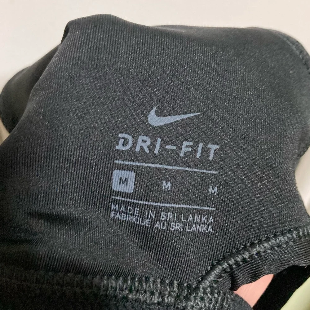 NIKE Dri-fit Light Support Criss Cross Mesh Back Sports Bra Black Womens Medium